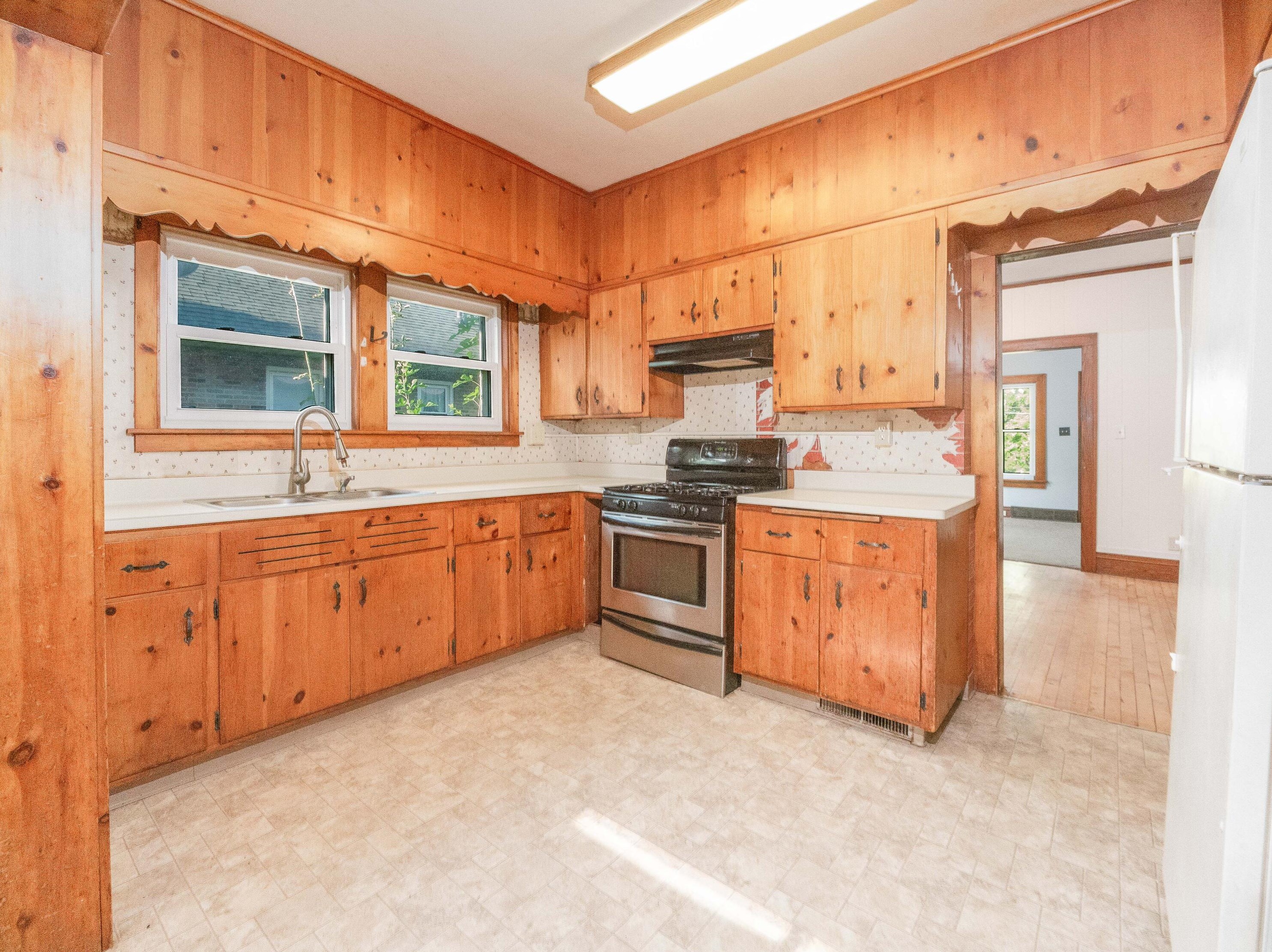 22 County Road Y, Mayville WI  53050-2200 exterior