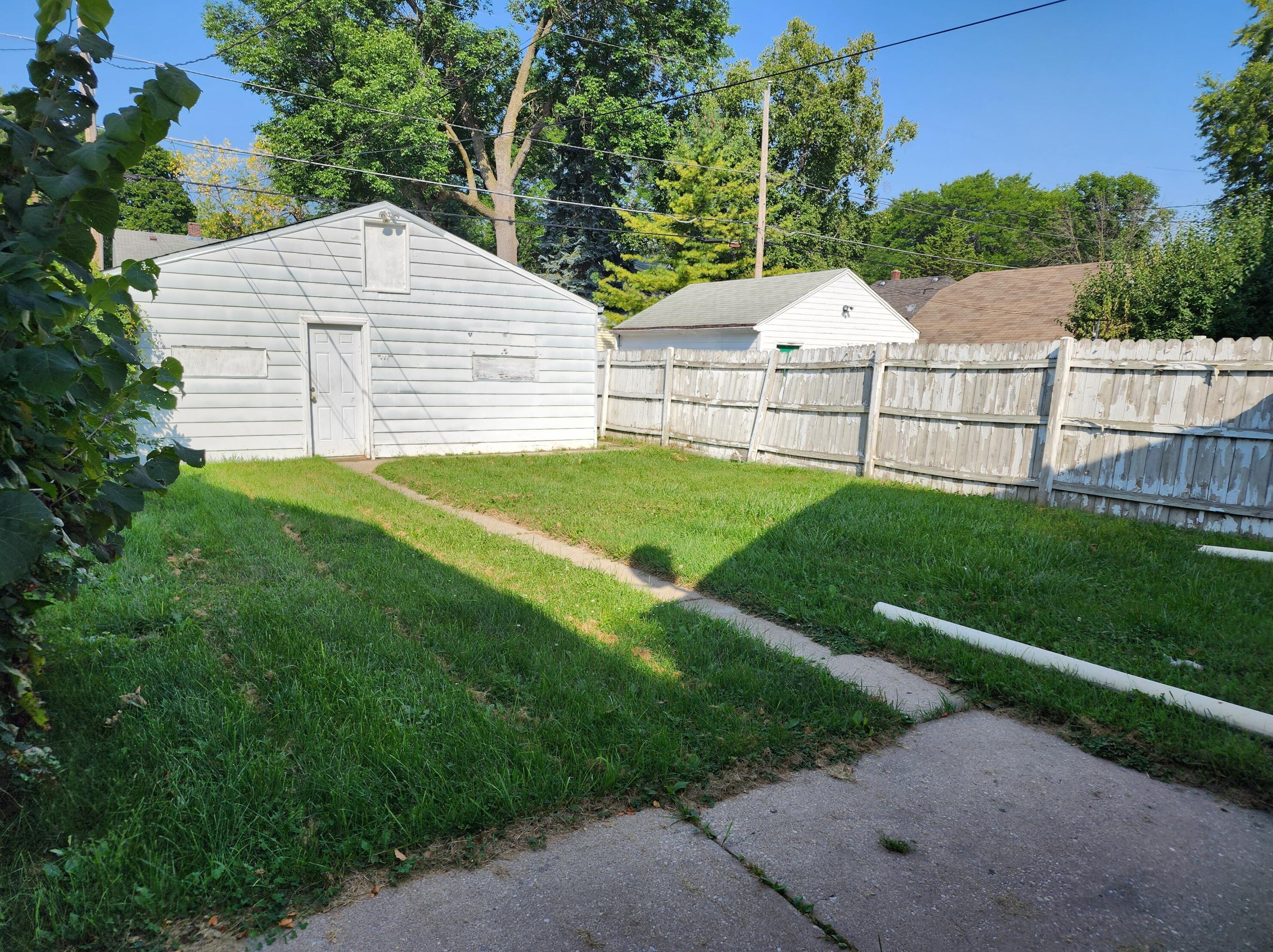 5519 N 35th St, Milwaukee, WI 53209