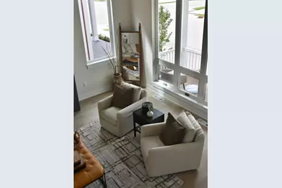 6253 W Foxtown Dr, Mequon, WI 53092 - Photo 32