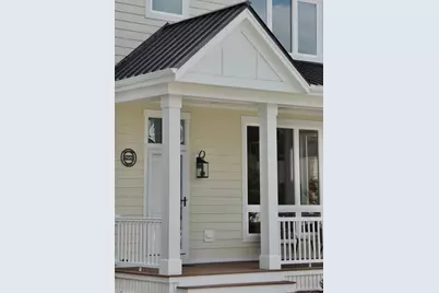 6253 W Foxtown Dr, Mequon, WI 53092 - Photo 4