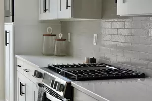 6253 W Foxtown Dr, Mequon, WI 53092 - Photo 16