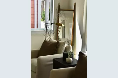 6253 W Foxtown Dr, Mequon, WI 53092 - Photo 8