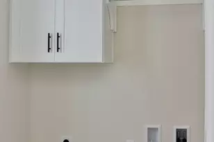 6253 W Foxtown Dr, Mequon, WI 53092 - Photo 20