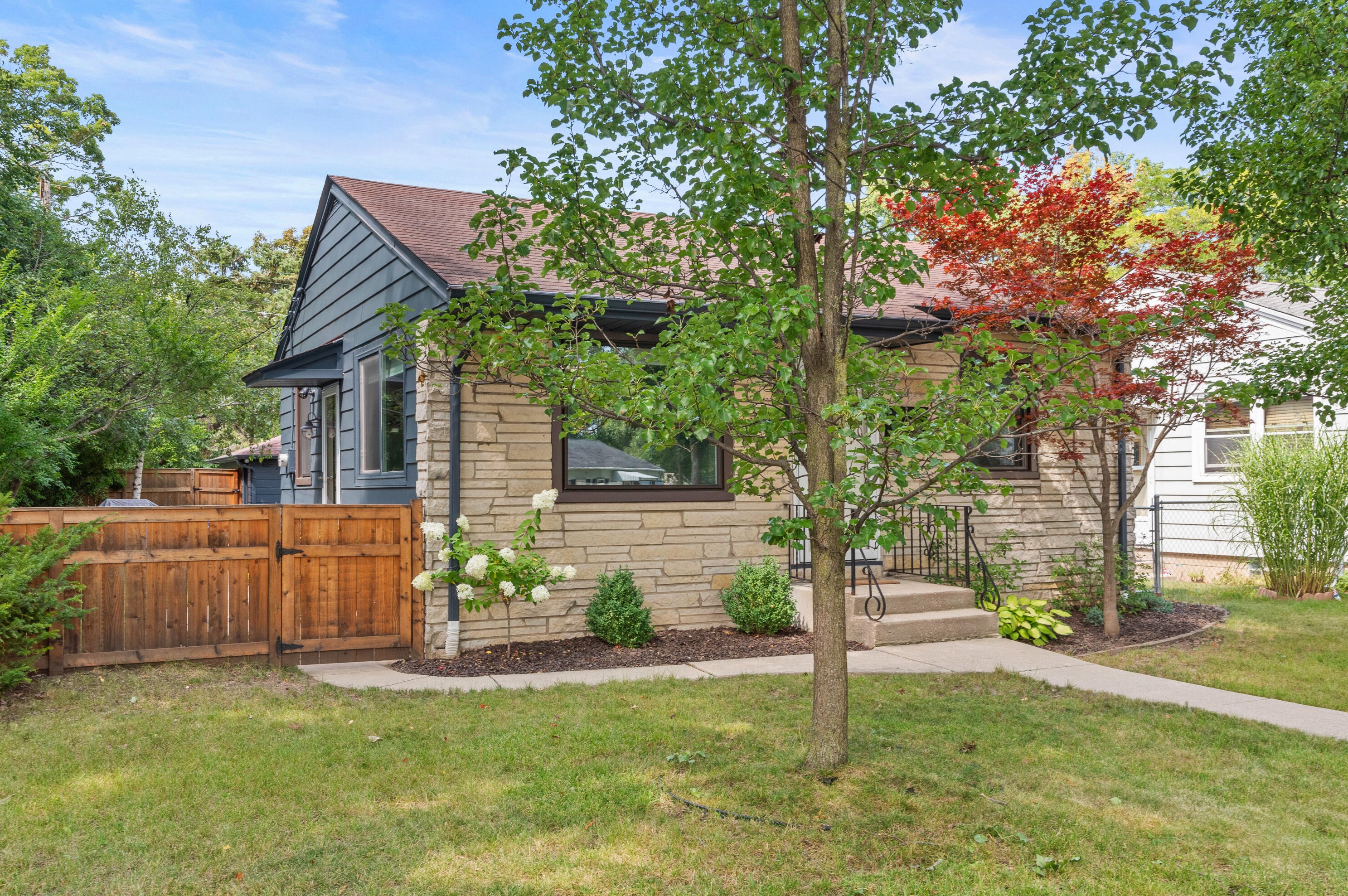 3165 91st St, Milwaukee WI  53222-3617 exterior