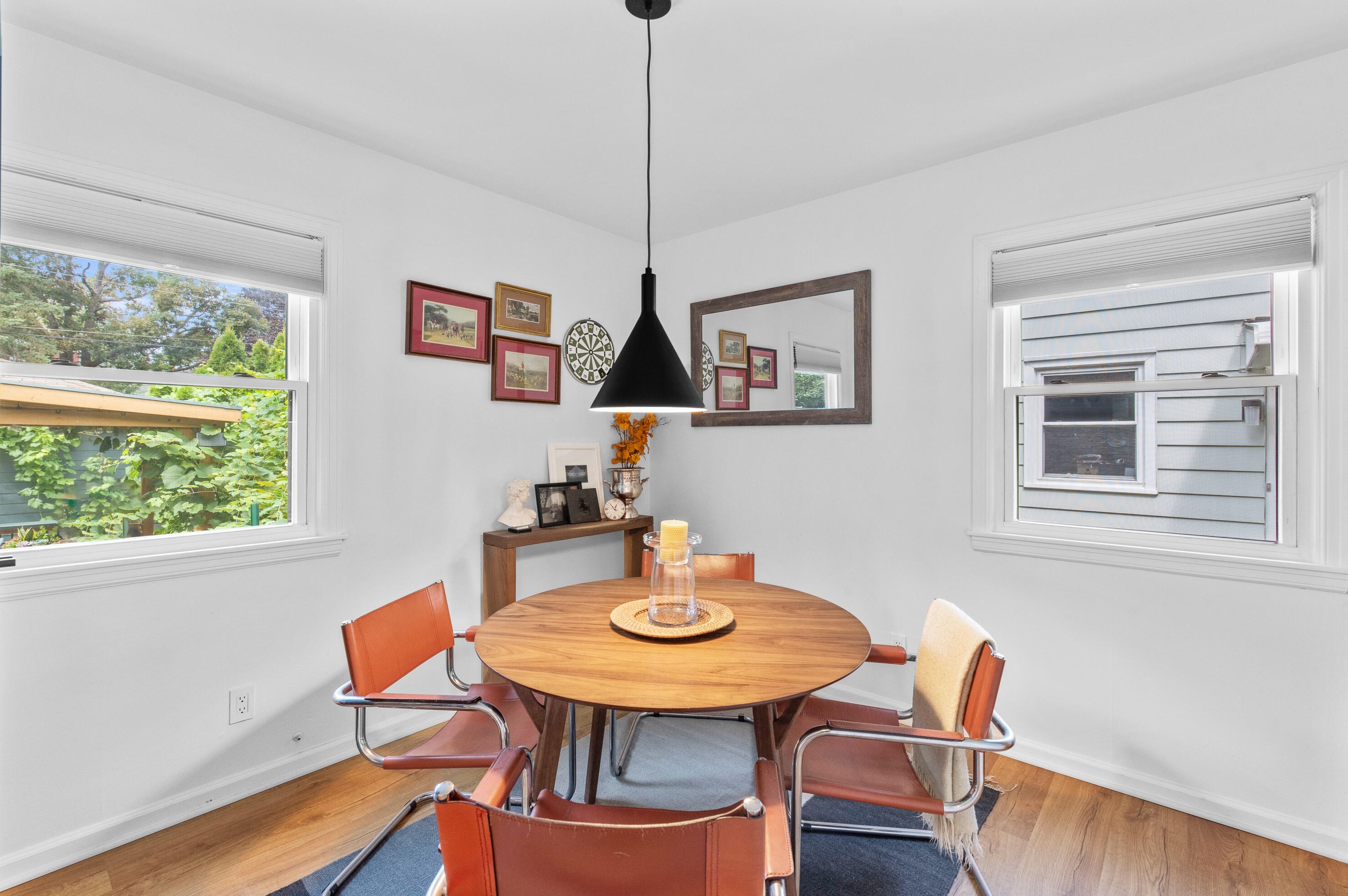 3165 91st St, Milwaukee WI  53222-3617 exterior