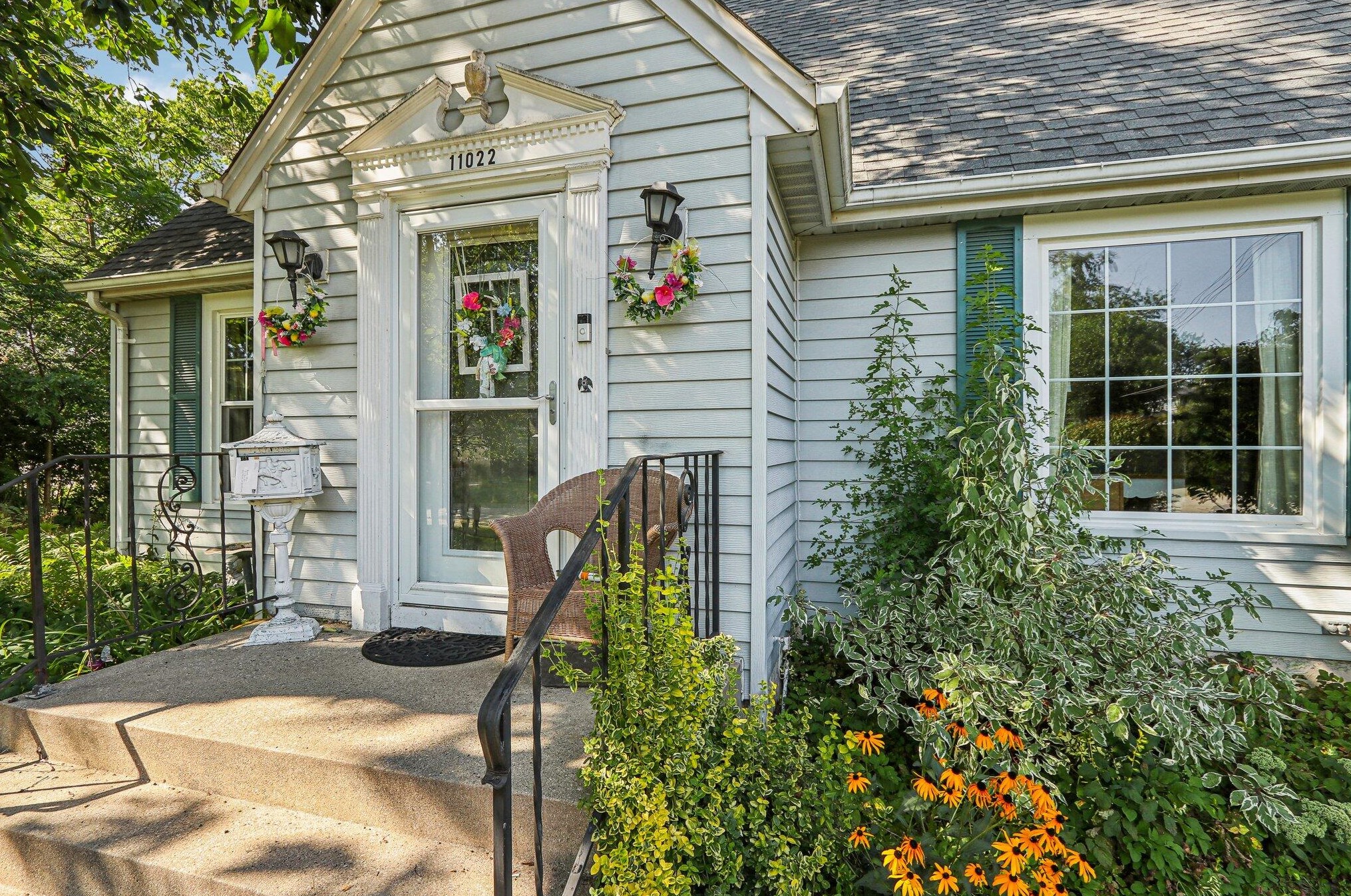 11022 W Liberty Ave, Hales Corners, WI 53130