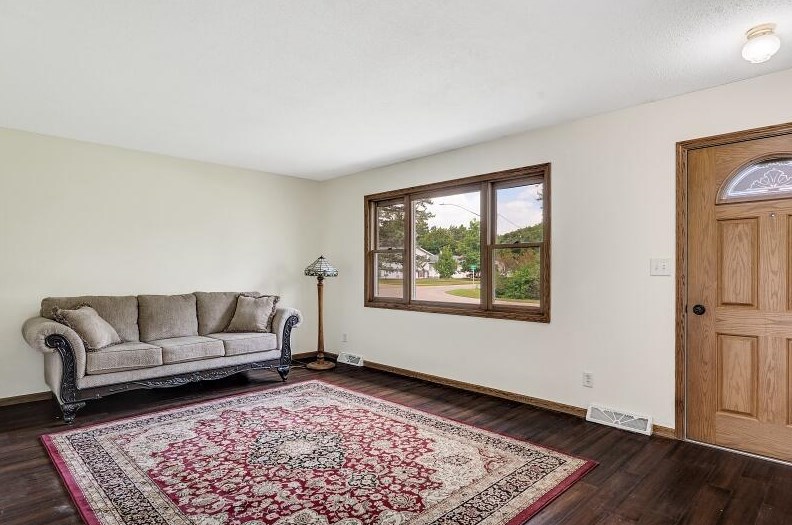 2815 Marion St, La Crosse, WI 54603