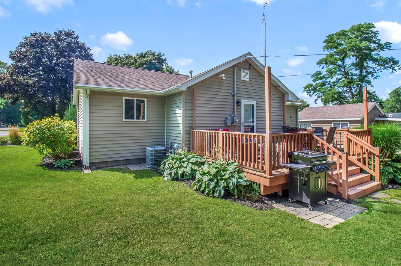 2912 Jones St, Delavan, WI 53115