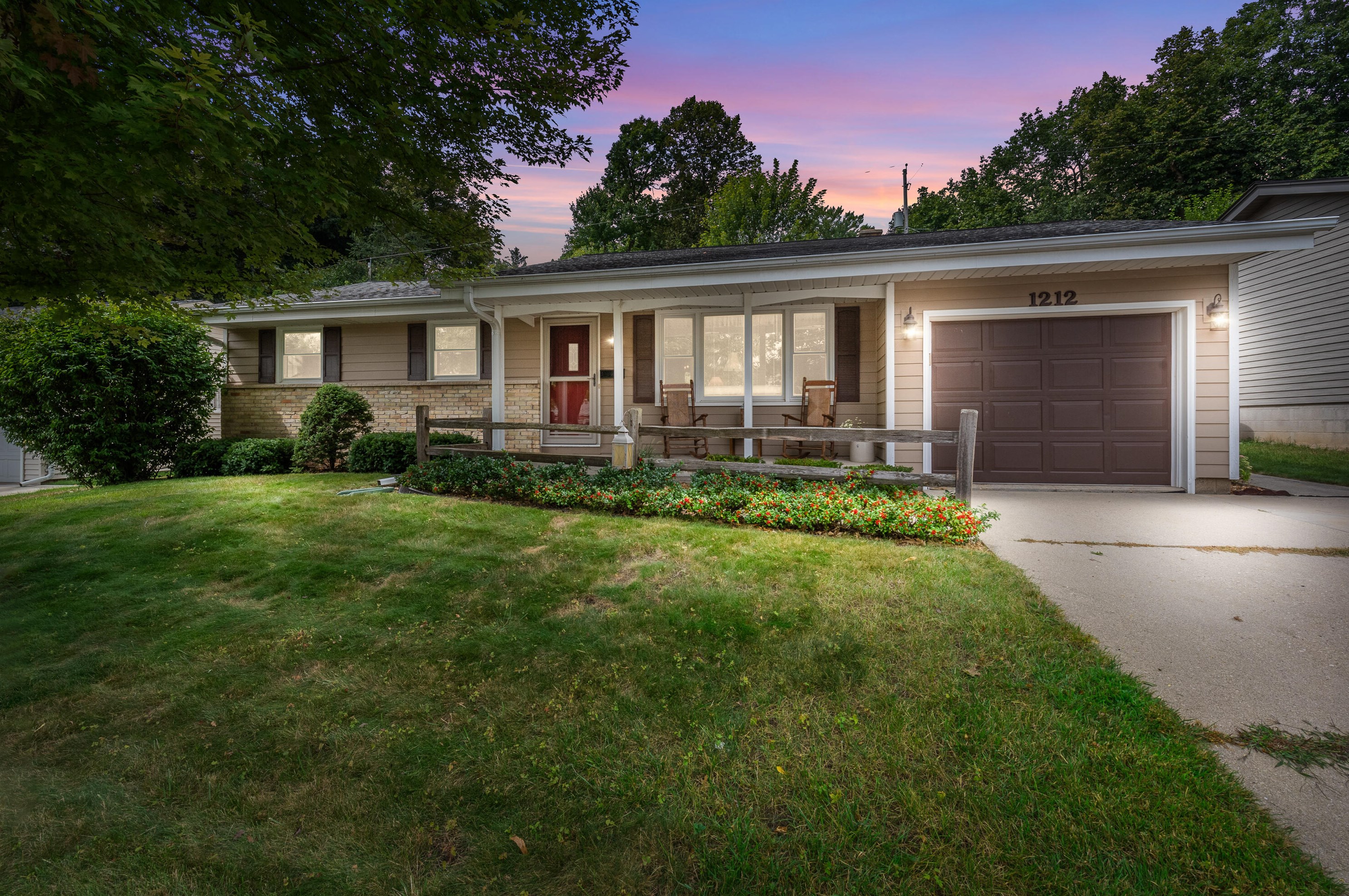 1212 N 14th Ave, West Bend, WI 53090
