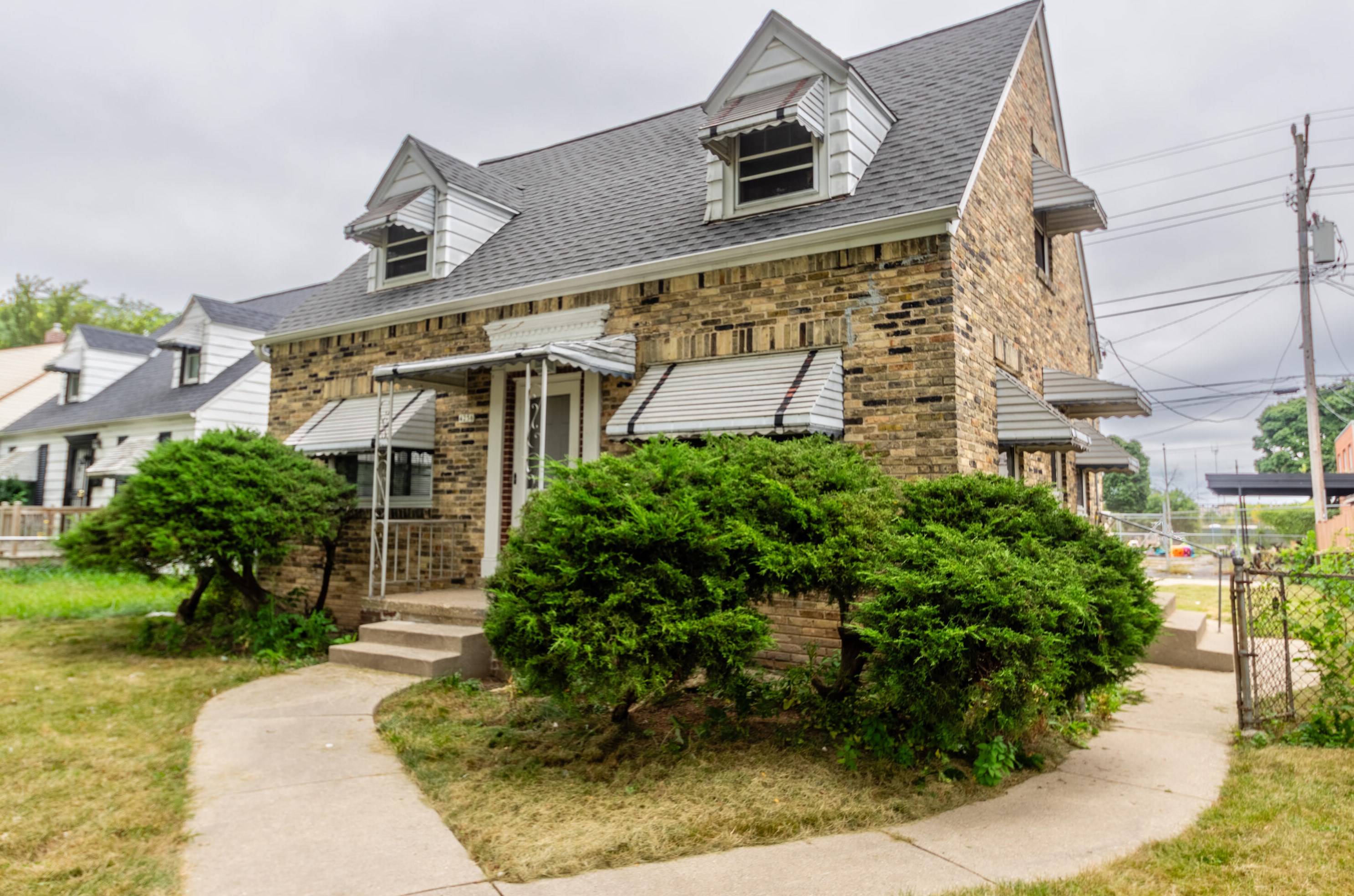 4256 N 36th St, Milwaukee, WI 53216