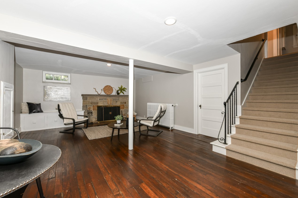 2365 91, Milwaukee WI 53226-1832 exterior