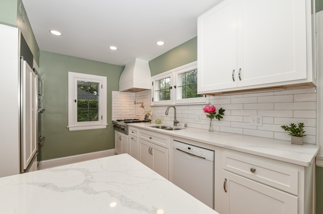 2365 91, Milwaukee WI 53226-1832 exterior