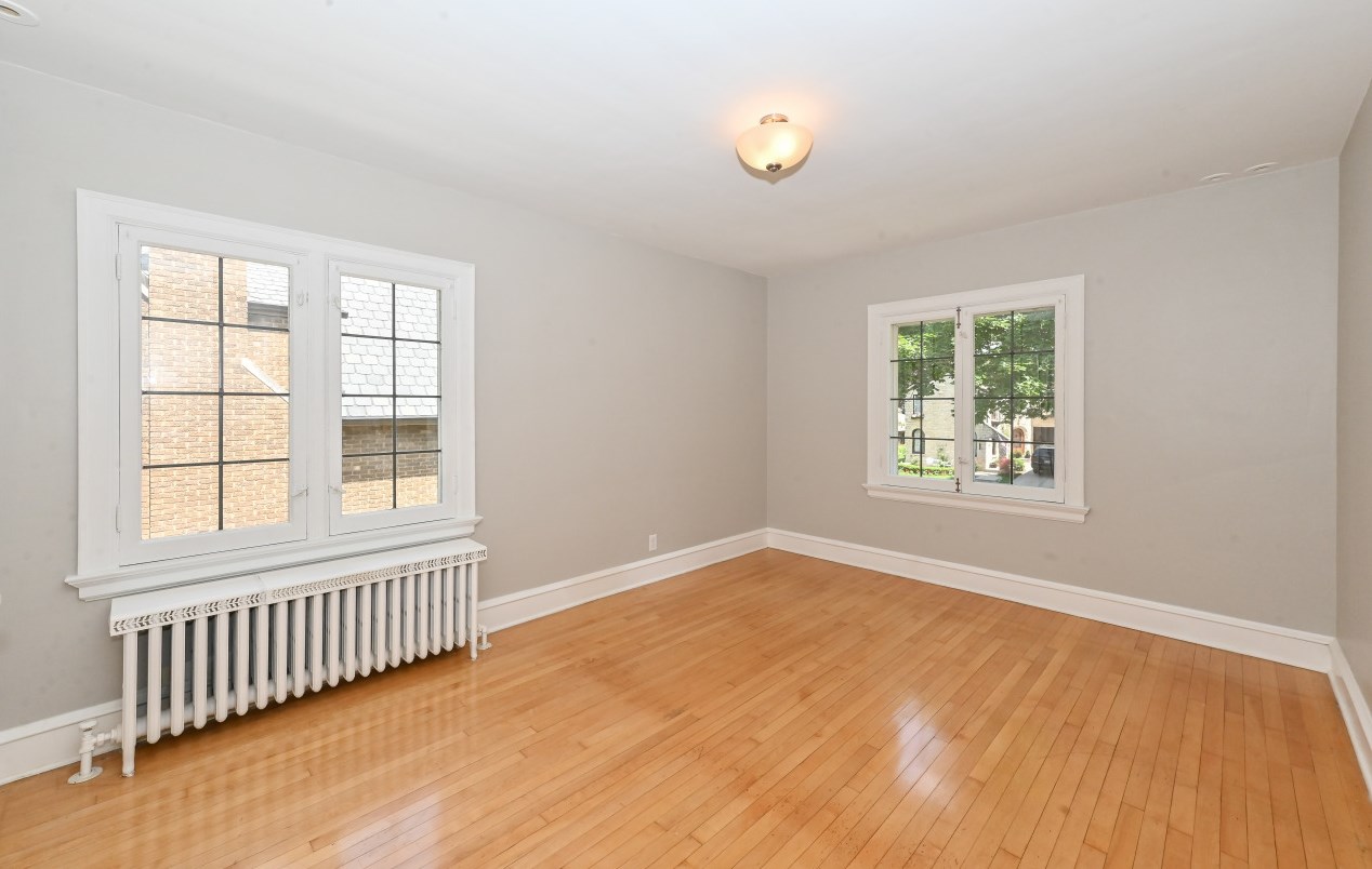 2365 91, Milwaukee WI 53226-1832 exterior