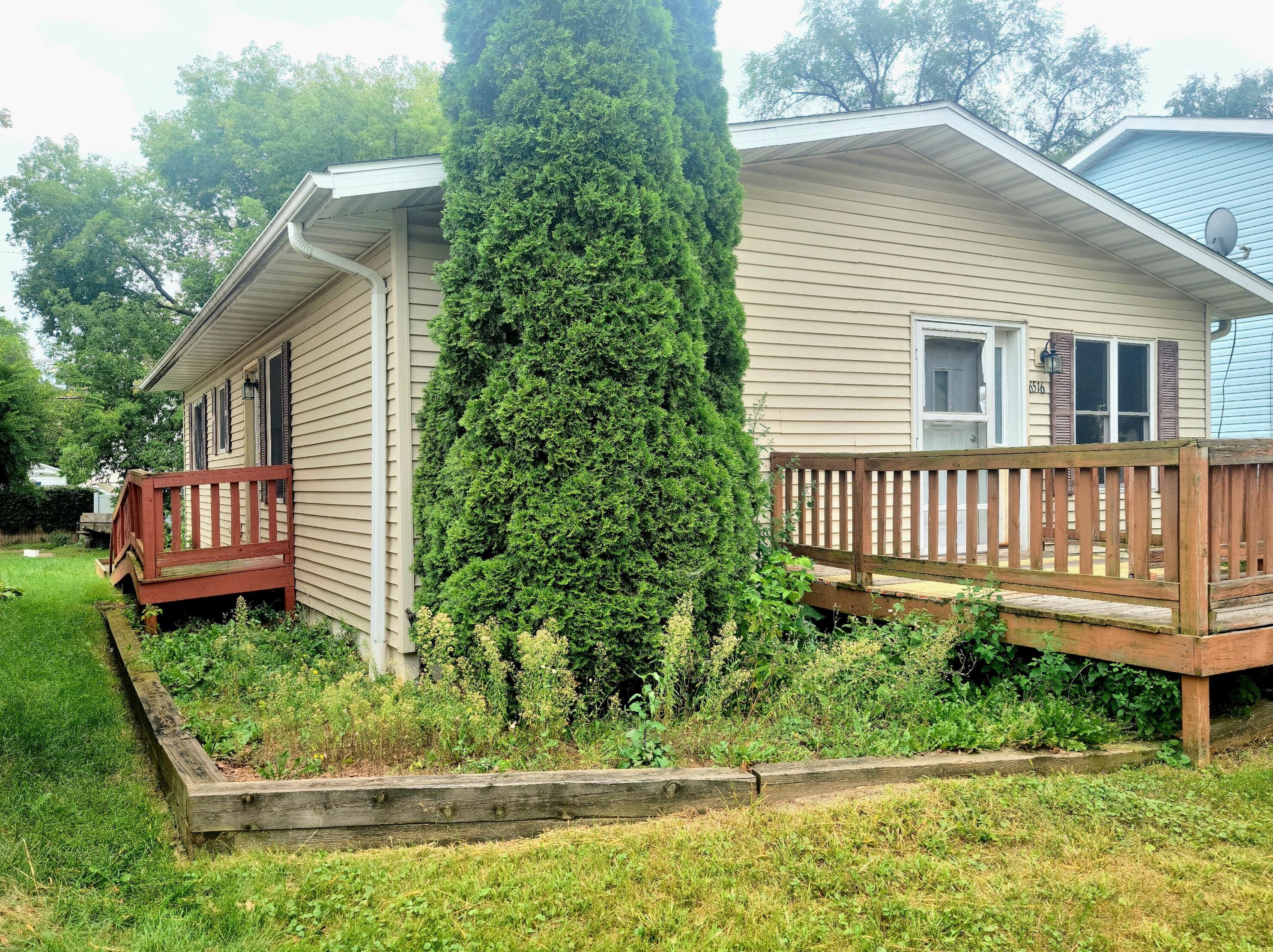 6516 N 55th St, Milwaukee, WI 53223