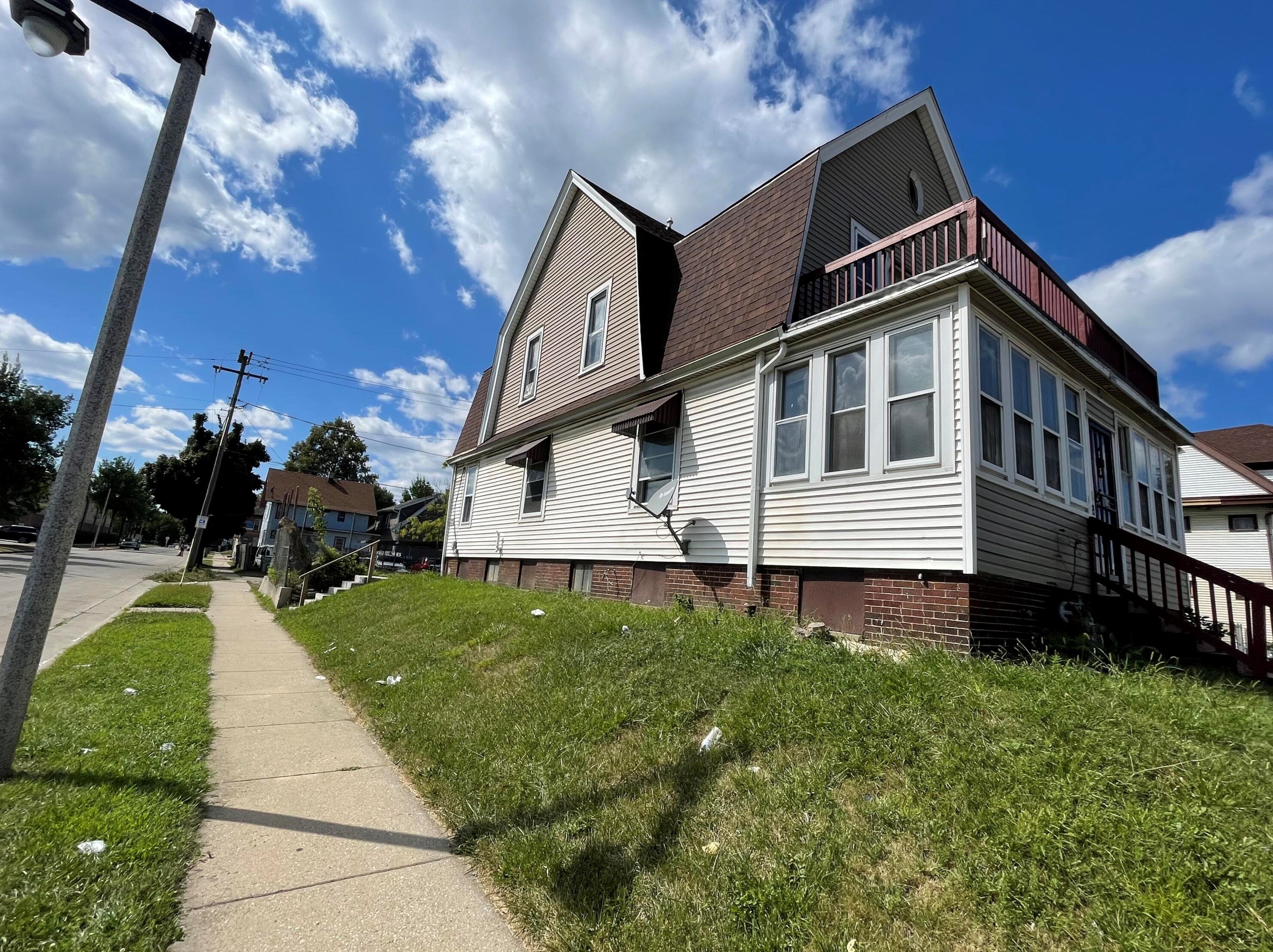 2403 N 35th St #2403a, Milwaukee, WI 53210