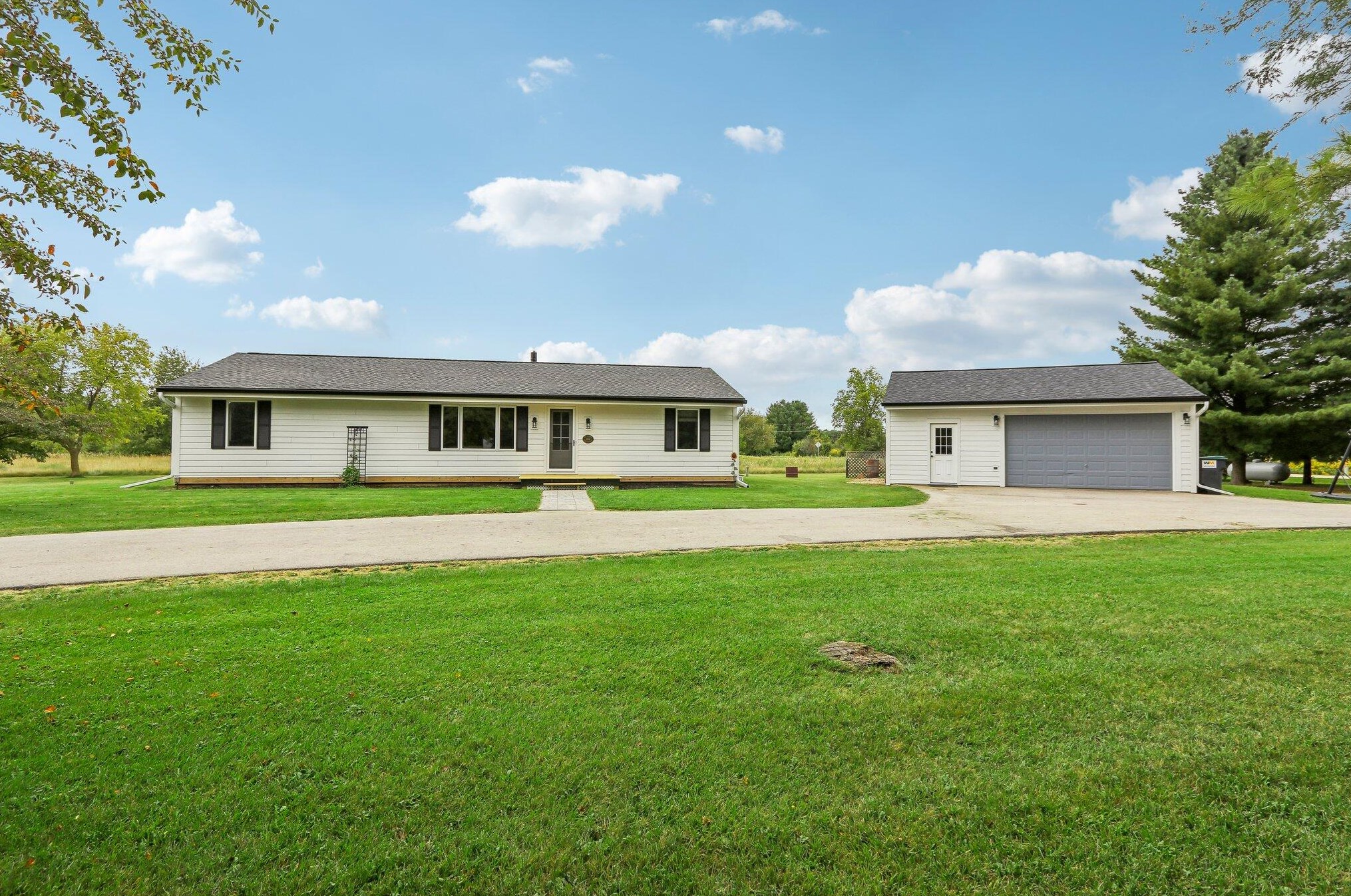 3457 Blue Goose Rd, West Bend, WI 53095