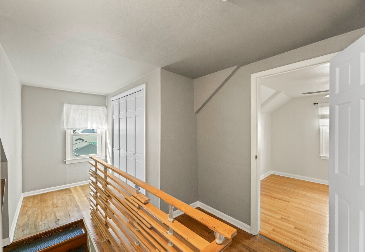 2201 Holt Ave, Milwaukee WI  53207-3141 exterior