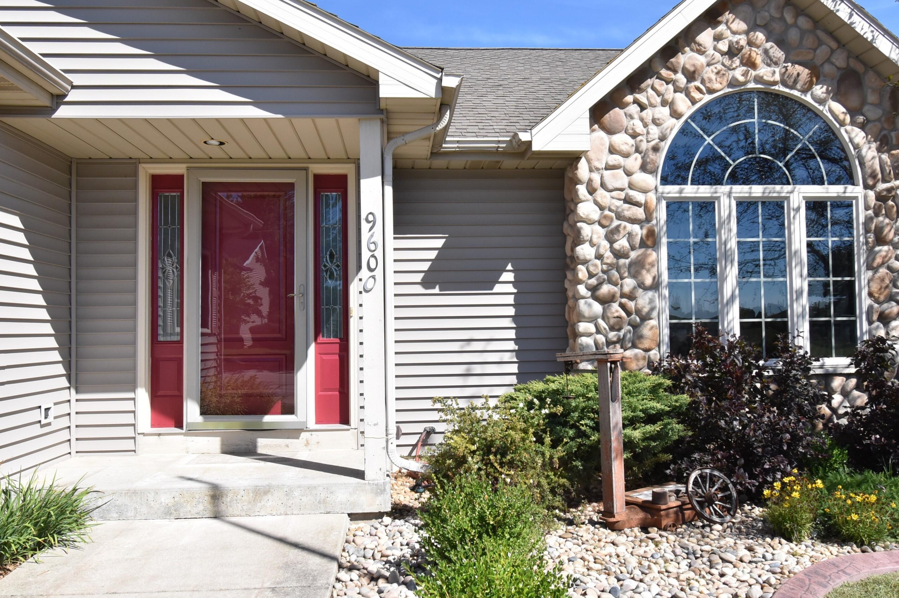 9600 Broadway Dr, Sturtevant, WI 53177-2677