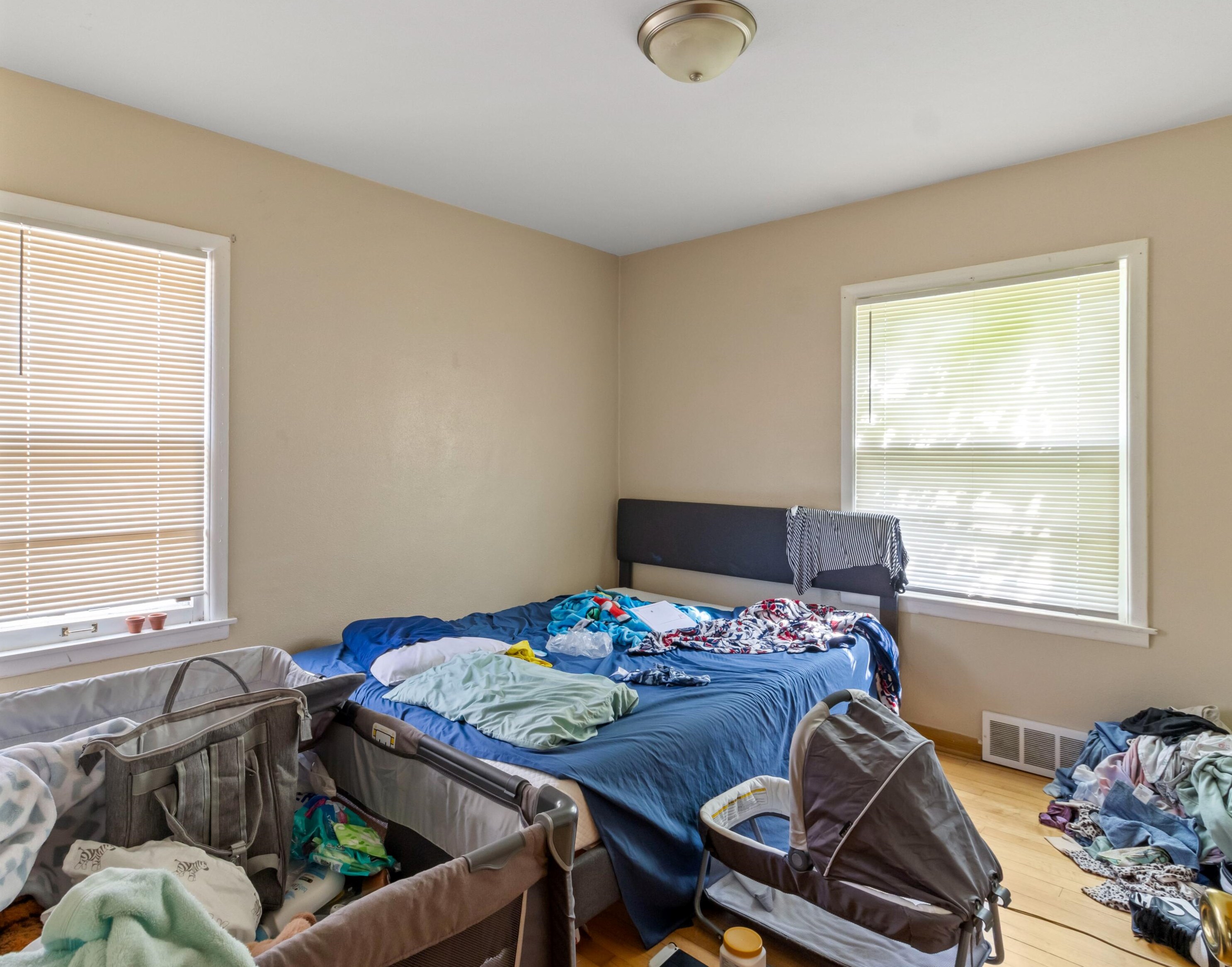 5069 60th St, Milwaukee WI  53220-4619 exterior