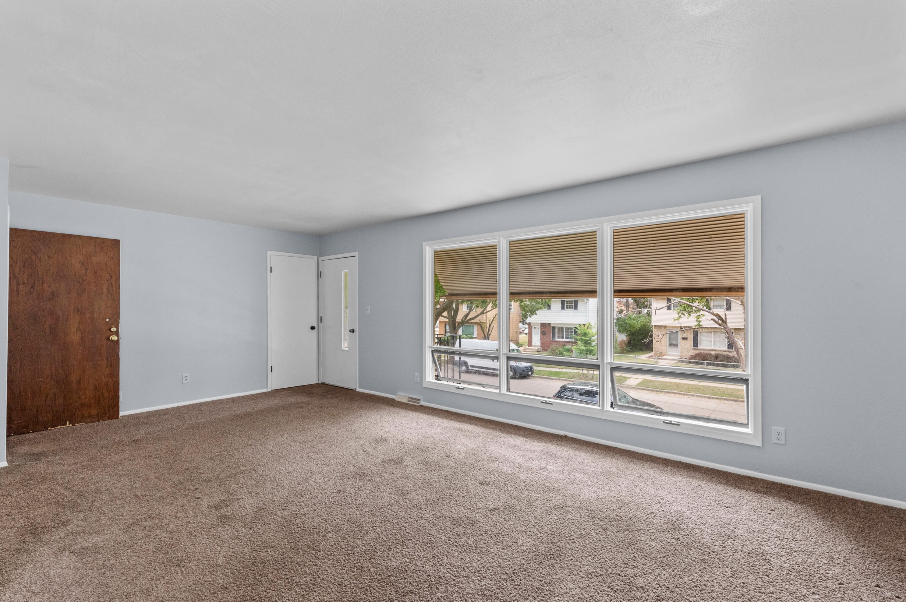 5712 N 96th St #5714, Milwaukee, WI 53225