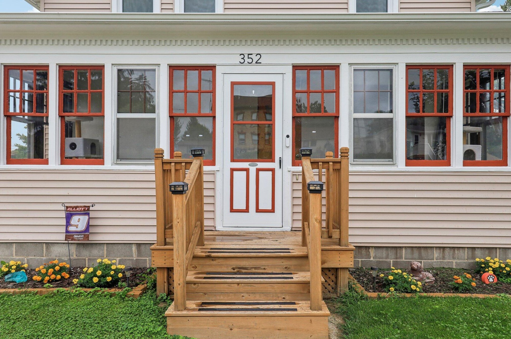 352 N Henninger St, Mayville, WI 53050