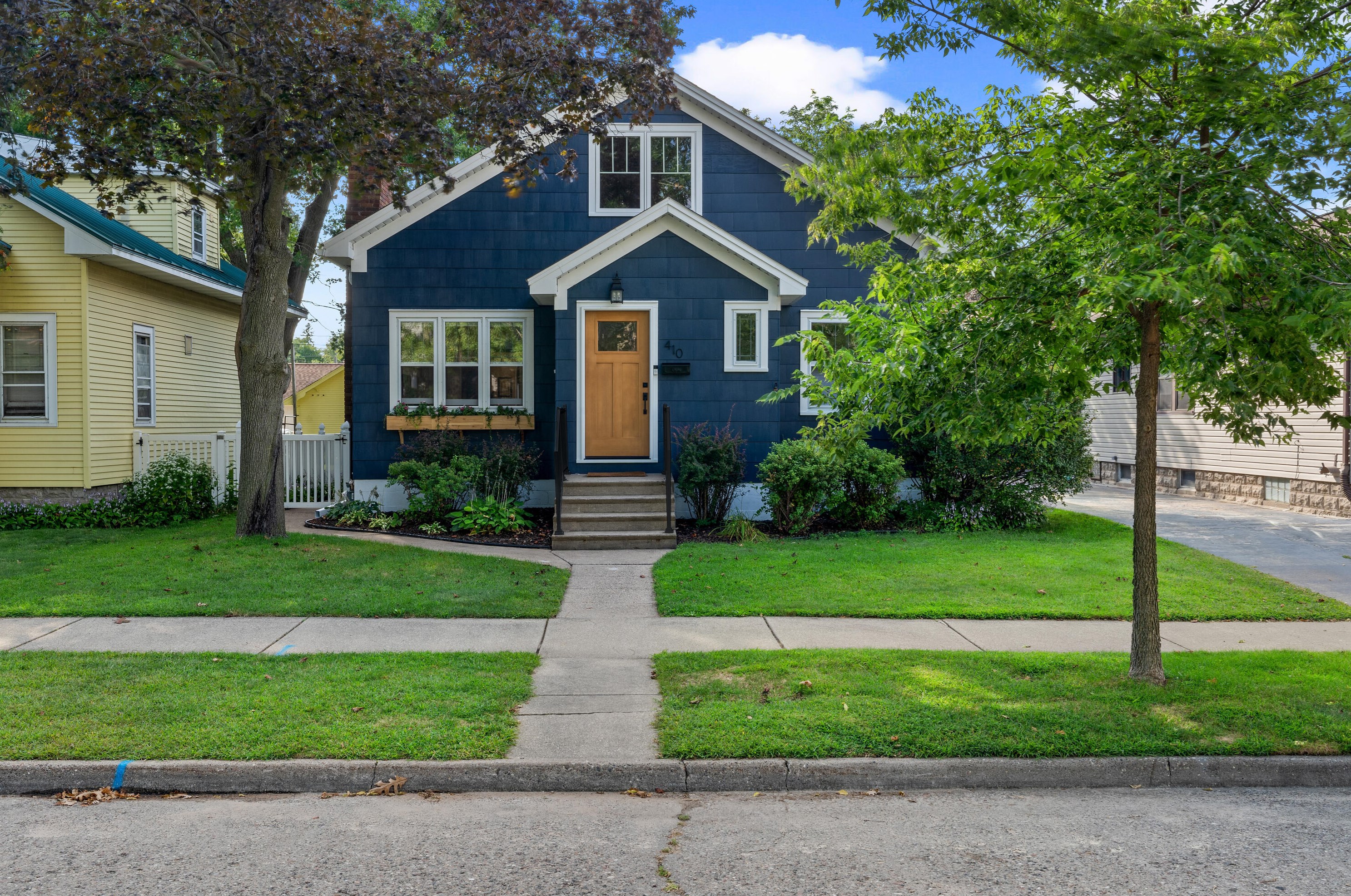 410 22nd St, La Crosse, WI 54601