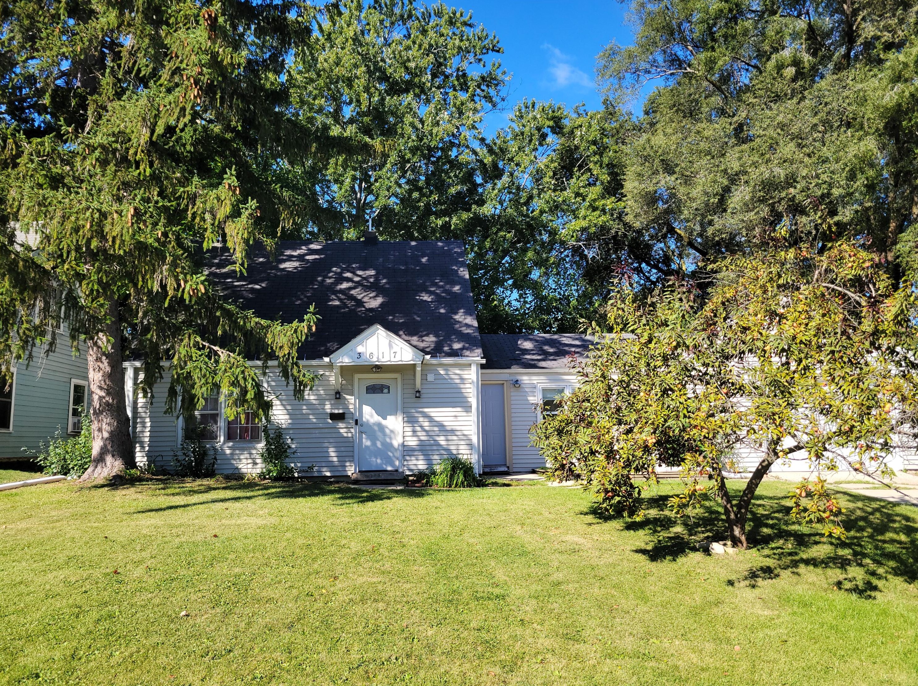 3617 S 46th St, Milwaukee, WI 53220
