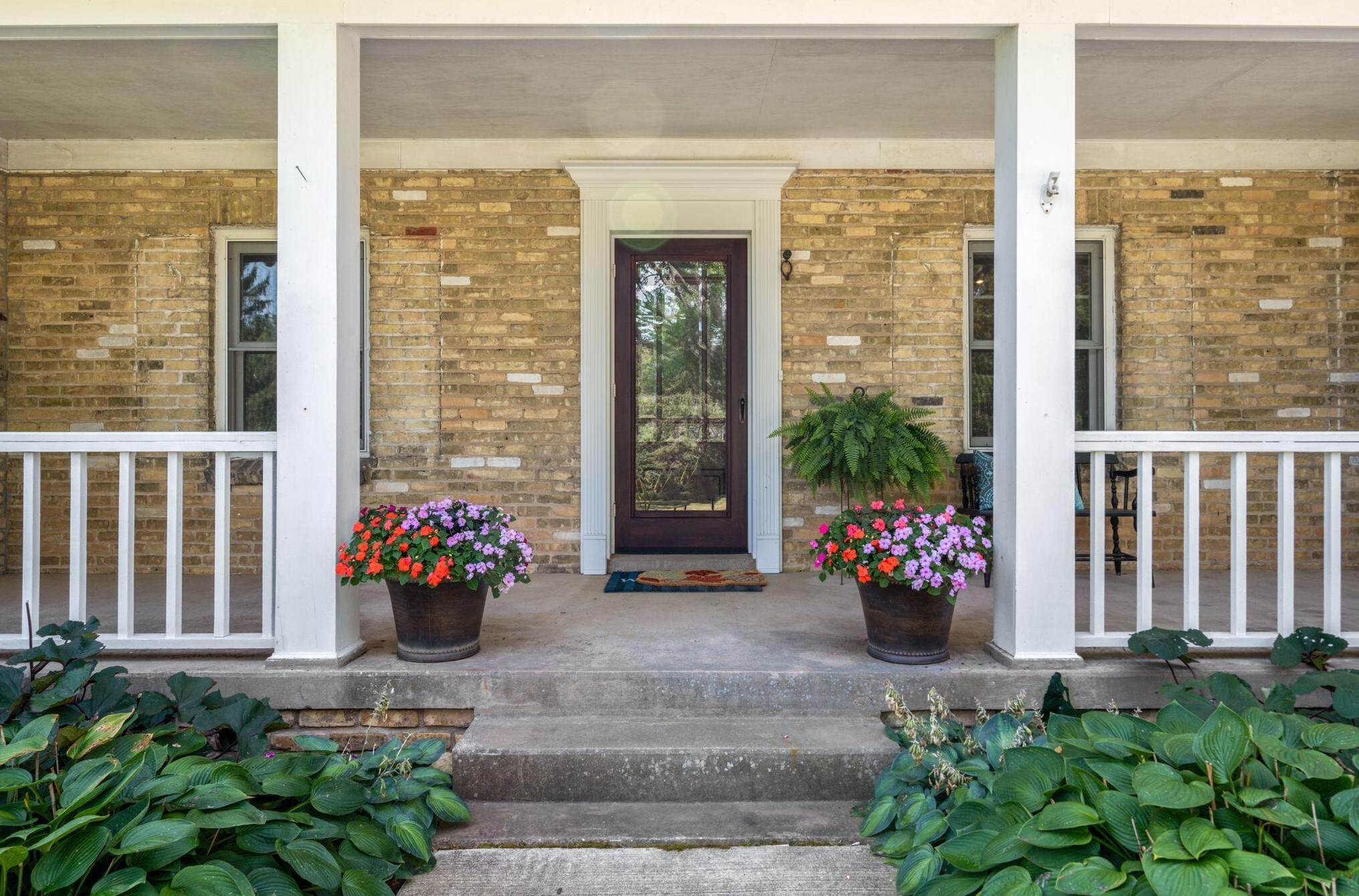 16355 Coronado Ct, Brookfield, WI 53005