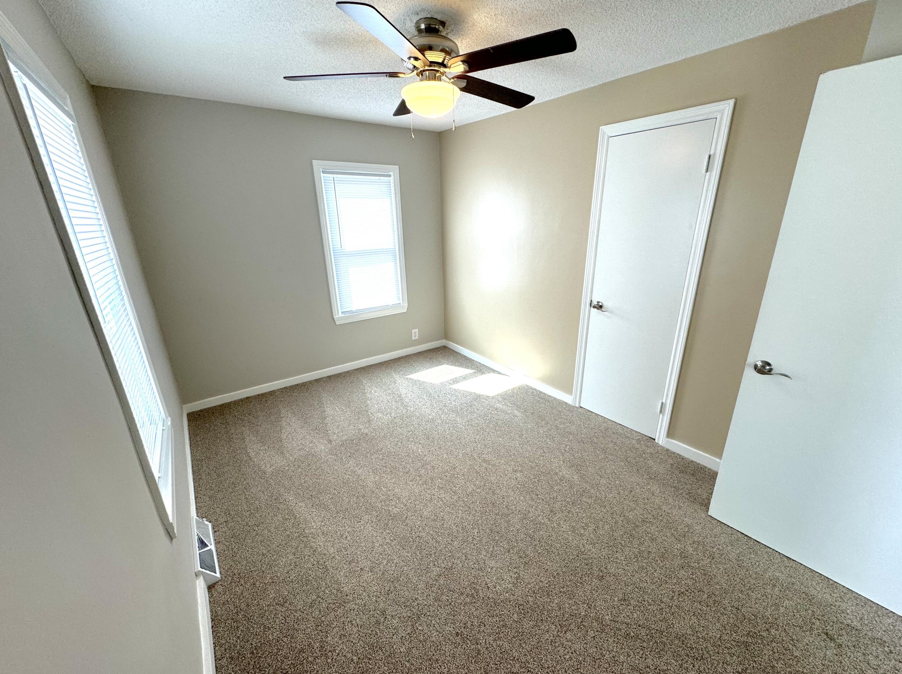 1760 Kentucky St, Racine WI  53405-3719 exterior