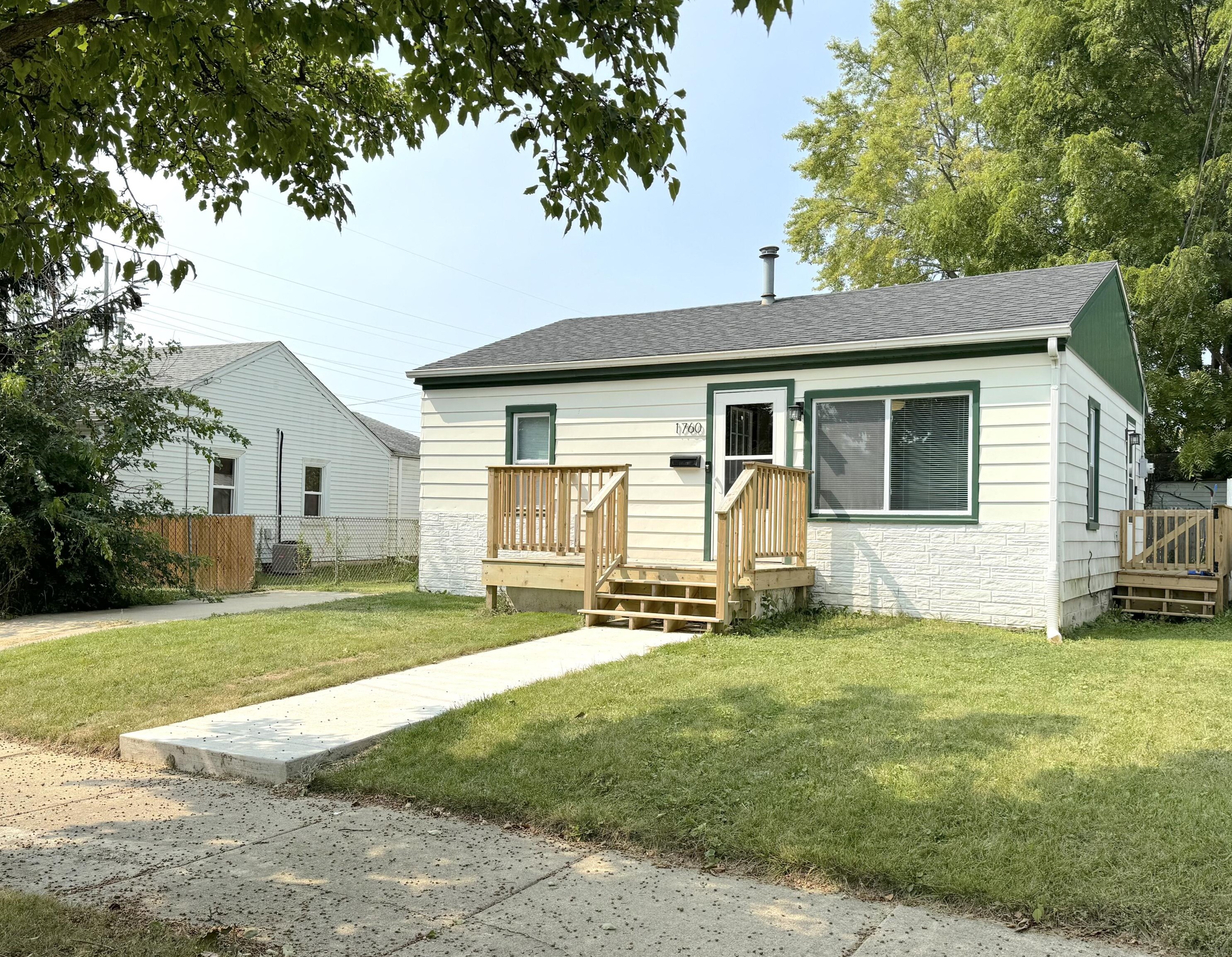 1760 Kentucky St, Racine WI  53405-3719 exterior