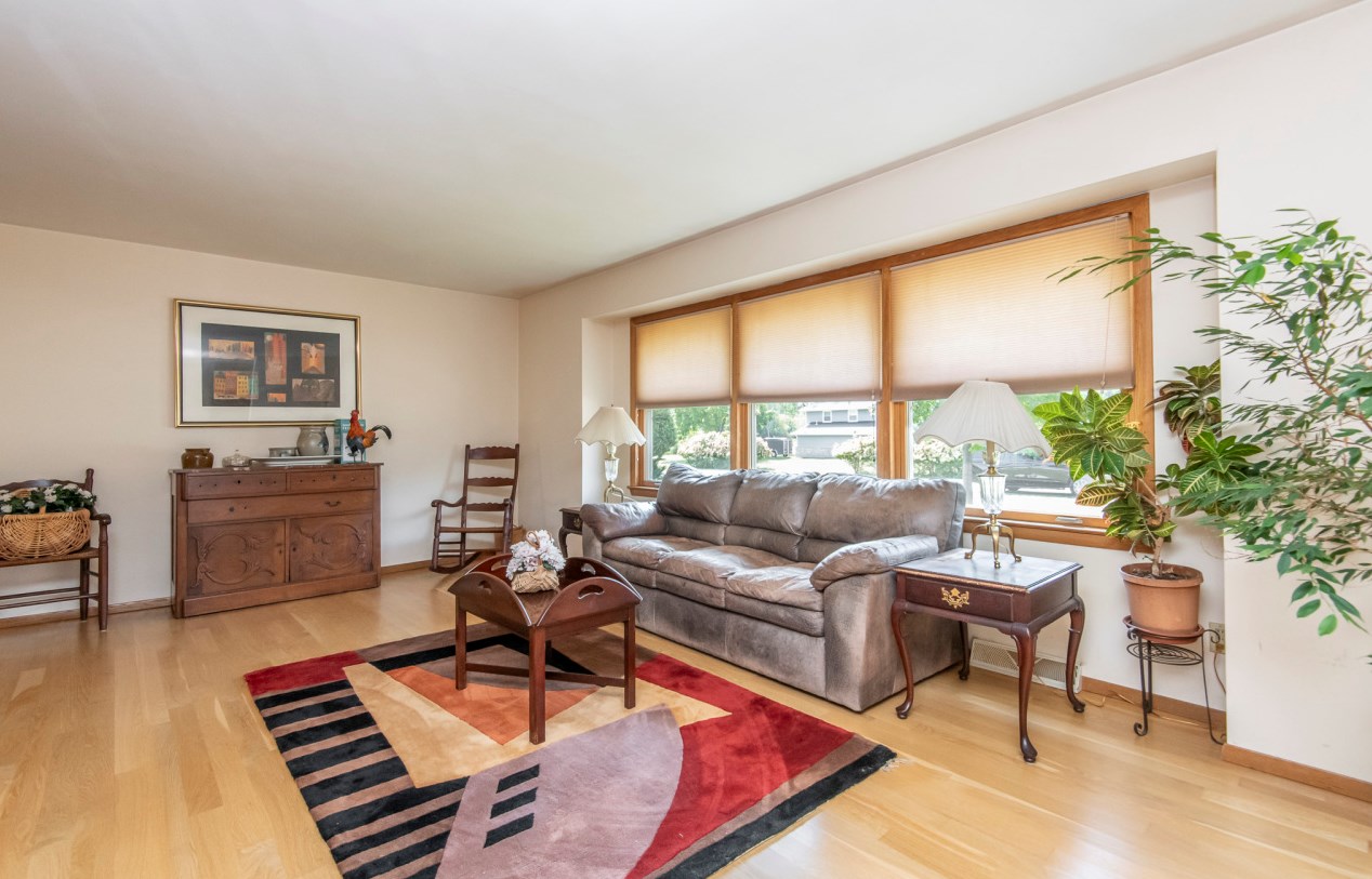 4280 N 145th St, Brookfield, WI 53005