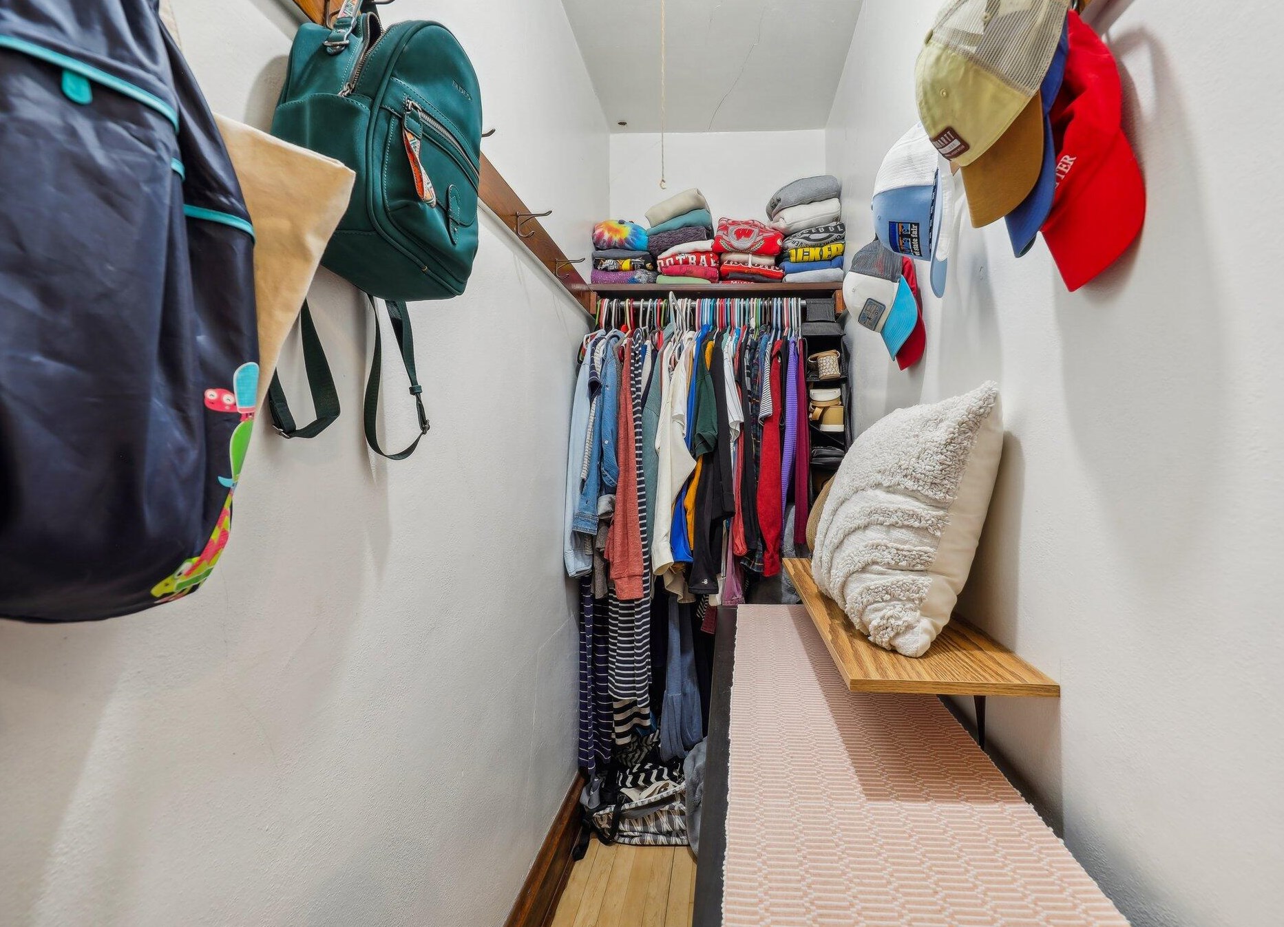 2261 75th St, Milwaukee WI 53213-3517 exterior