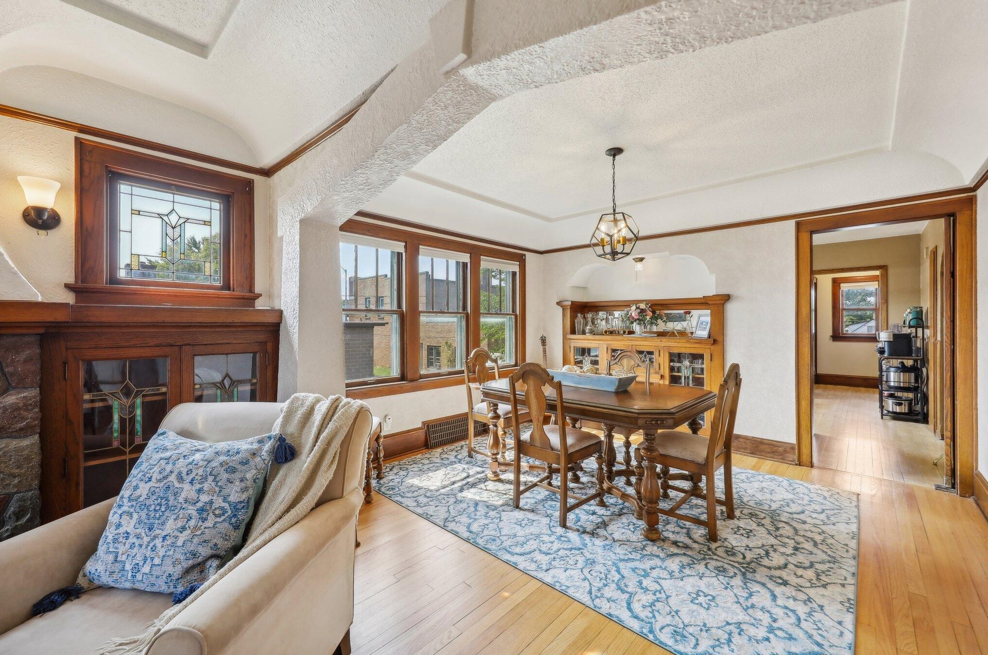 2261 75th St, Milwaukee WI 53213-3517 exterior