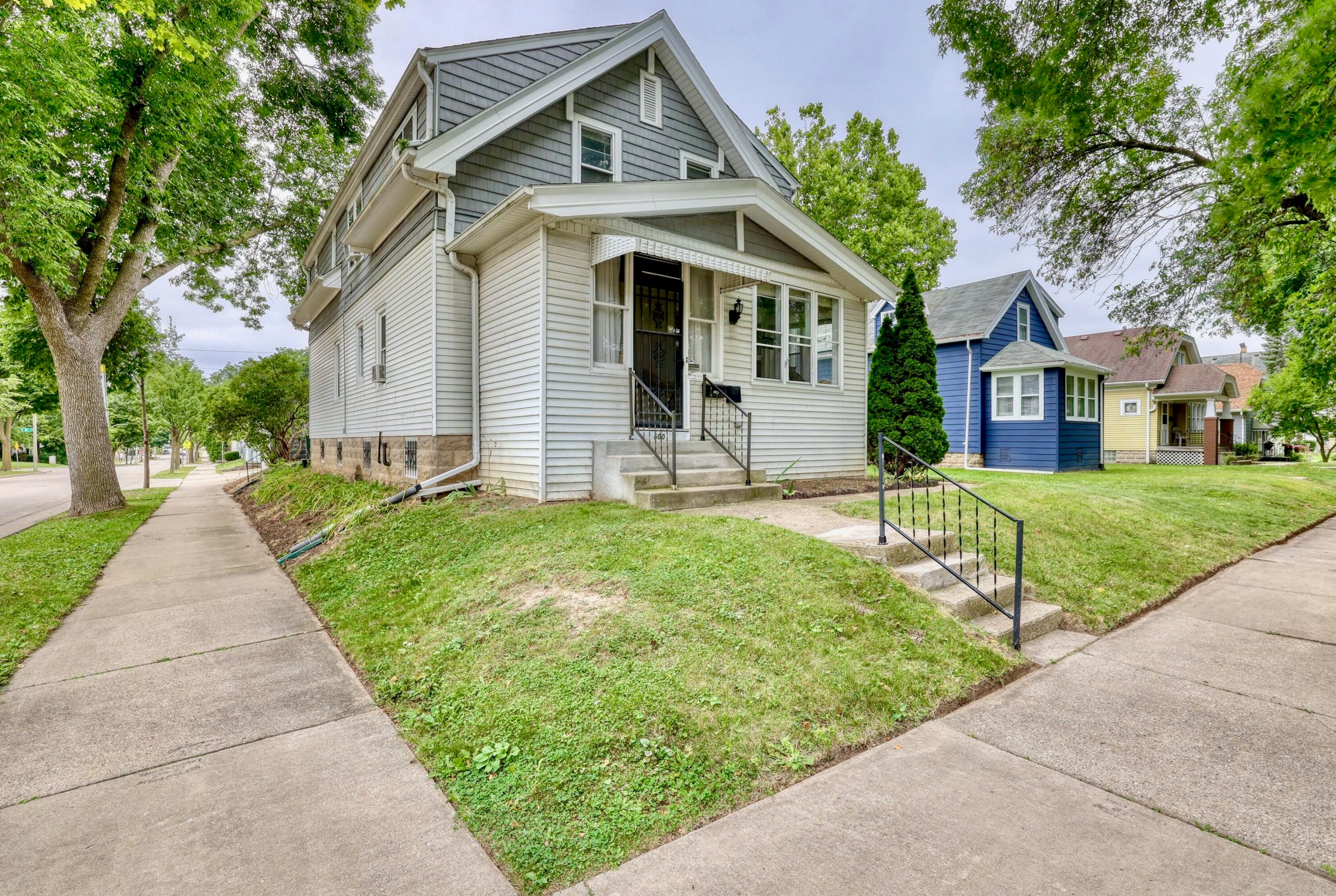 600 S 62nd St, Milwaukee, WI 53214