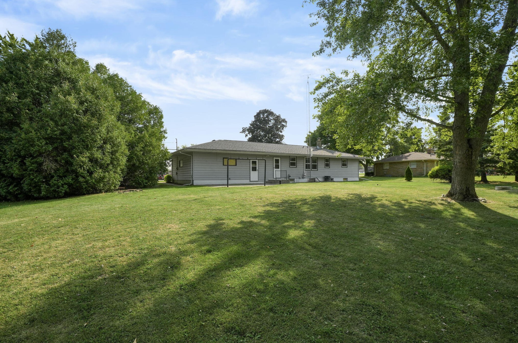 12014 County Rd G, Caledonia, WI 53108