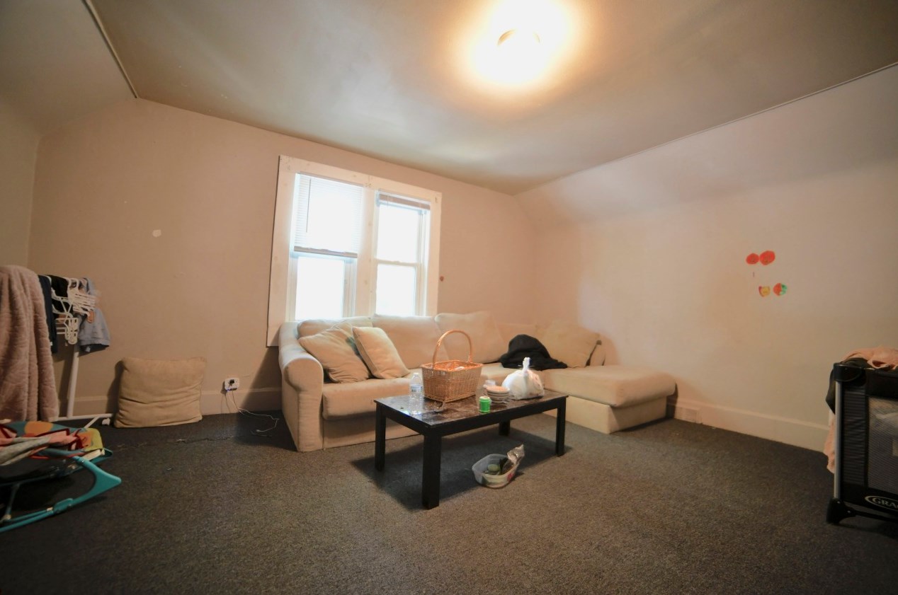 1901 30, Milwaukee WI 53215-2432 exterior