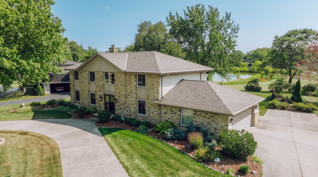 13395 Burlawn Pkwy, Brookfield, WI 53005