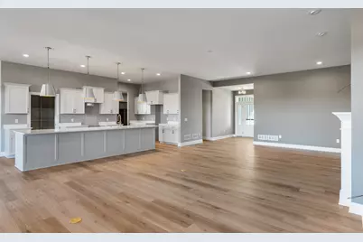 1748 N River Cir, River Hills, WI 53217 - Photo 12