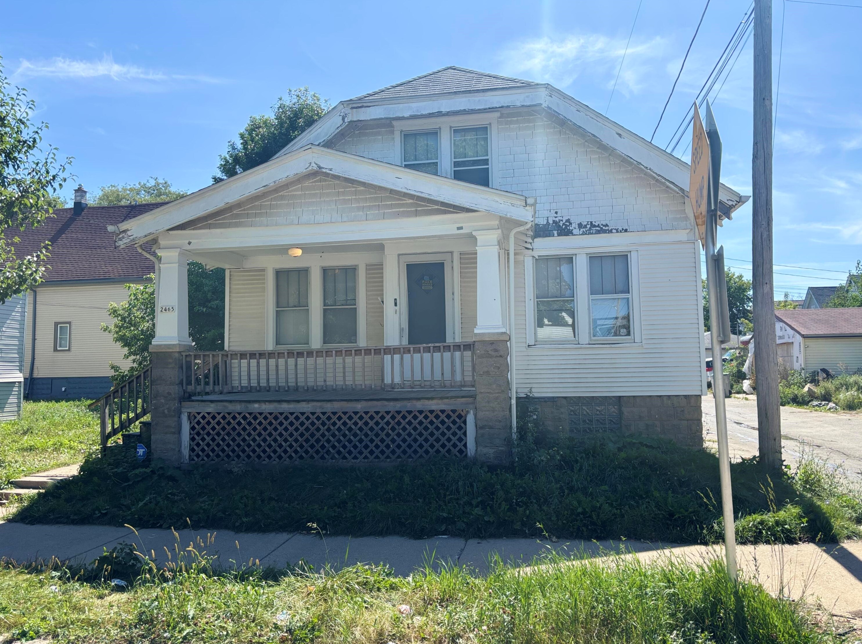 2465 W Concordia Ave, Milwaukee, WI 53206