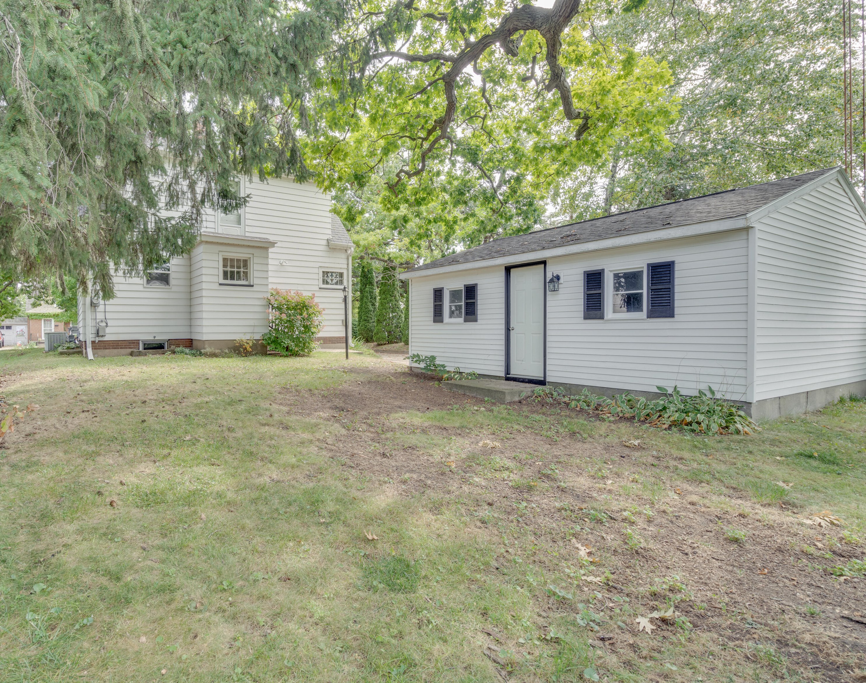 5802 36 Ave, Kenosha WI 53144-6918 exterior