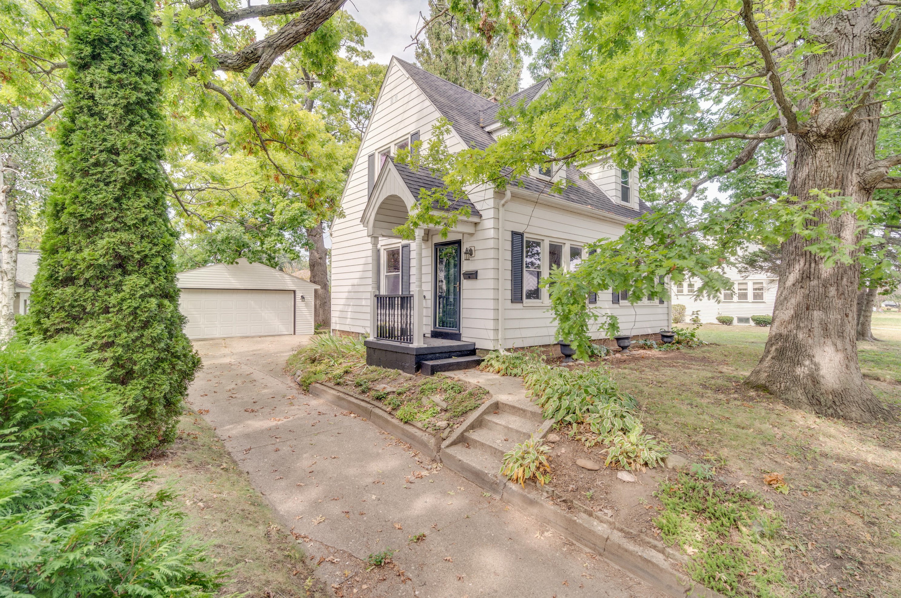 5802 36 Ave, Kenosha WI 53144-6918 exterior