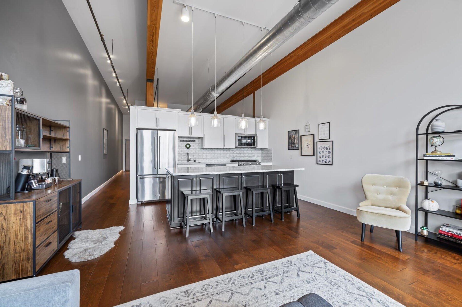 200 S Water St #406, Milwaukee, WI 53204