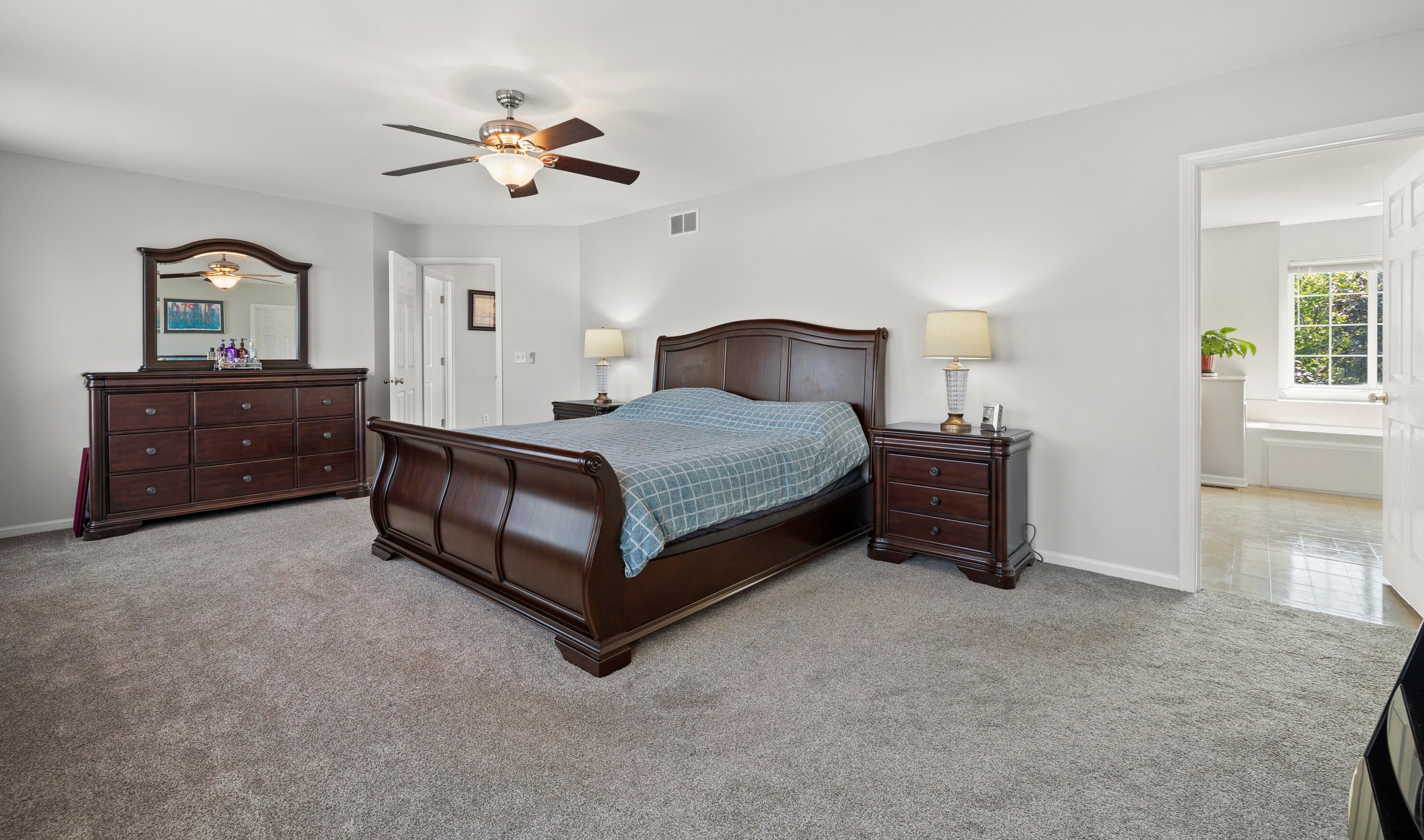 9502 74 St, Kenosha WI 53143-5426 exterior