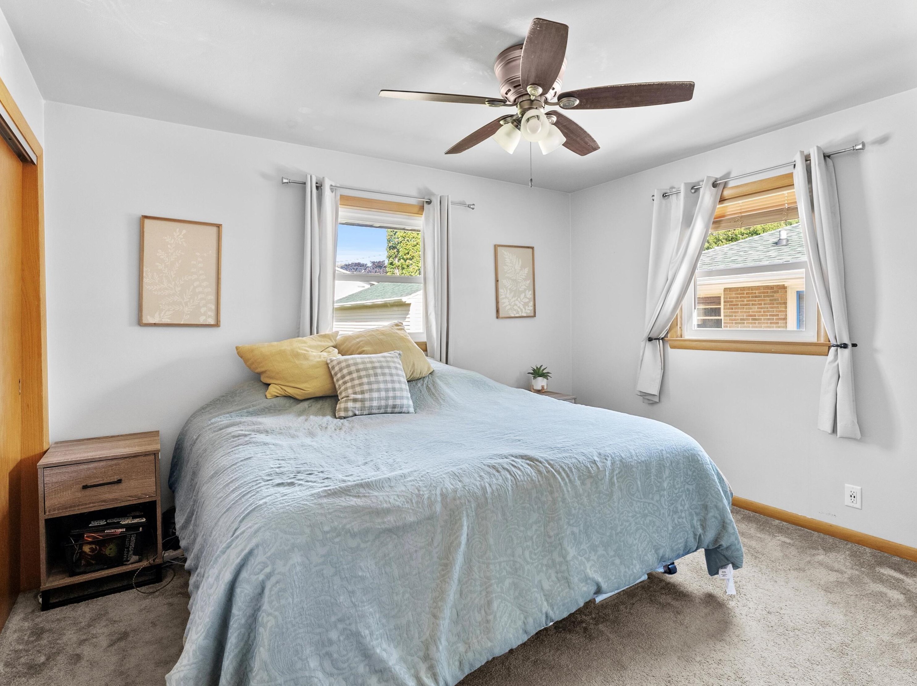 814 Flambeau St, Manitowoc WI 54220-6628 exterior