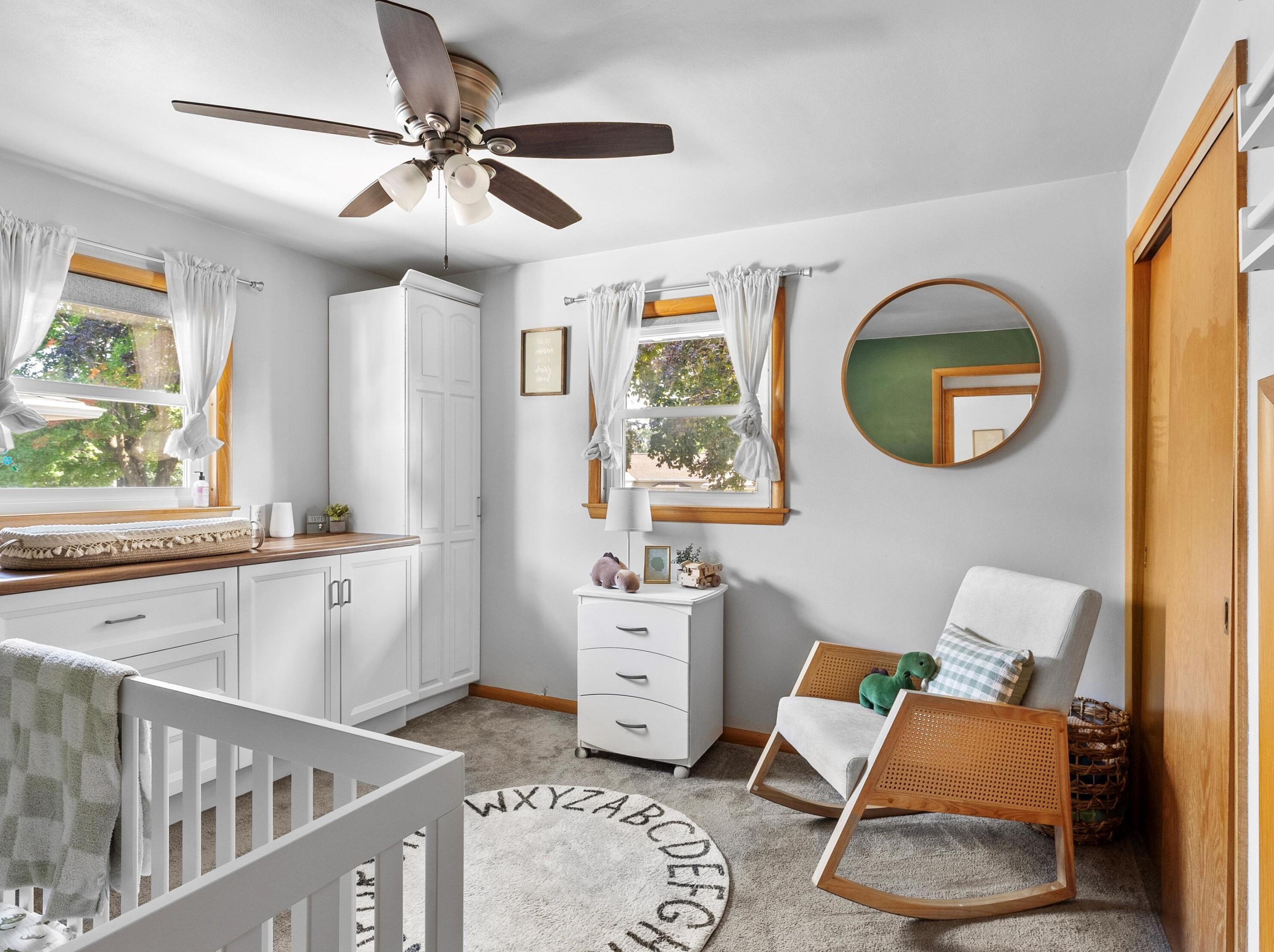 814 Flambeau St, Manitowoc WI 54220-6628 exterior