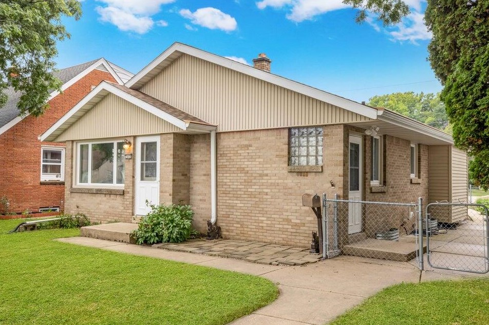 1408 Manistique Ave, South Milwaukee, WI 53172