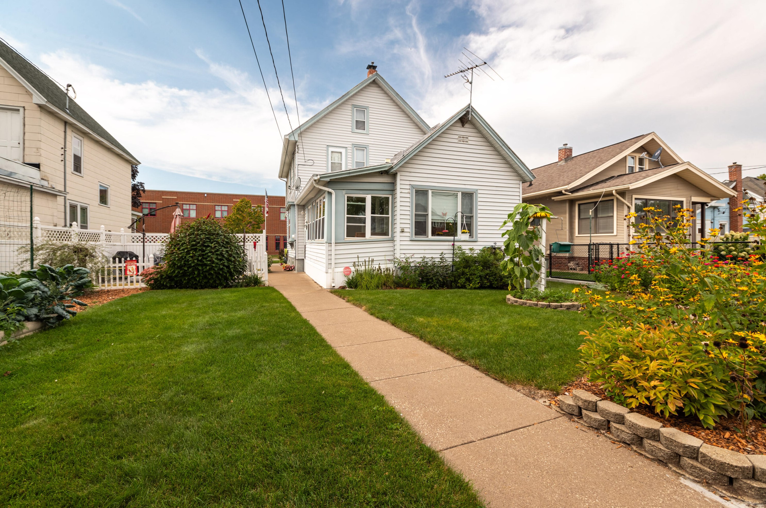 1632 Kane St, La Crosse WI 54603-2023 exterior