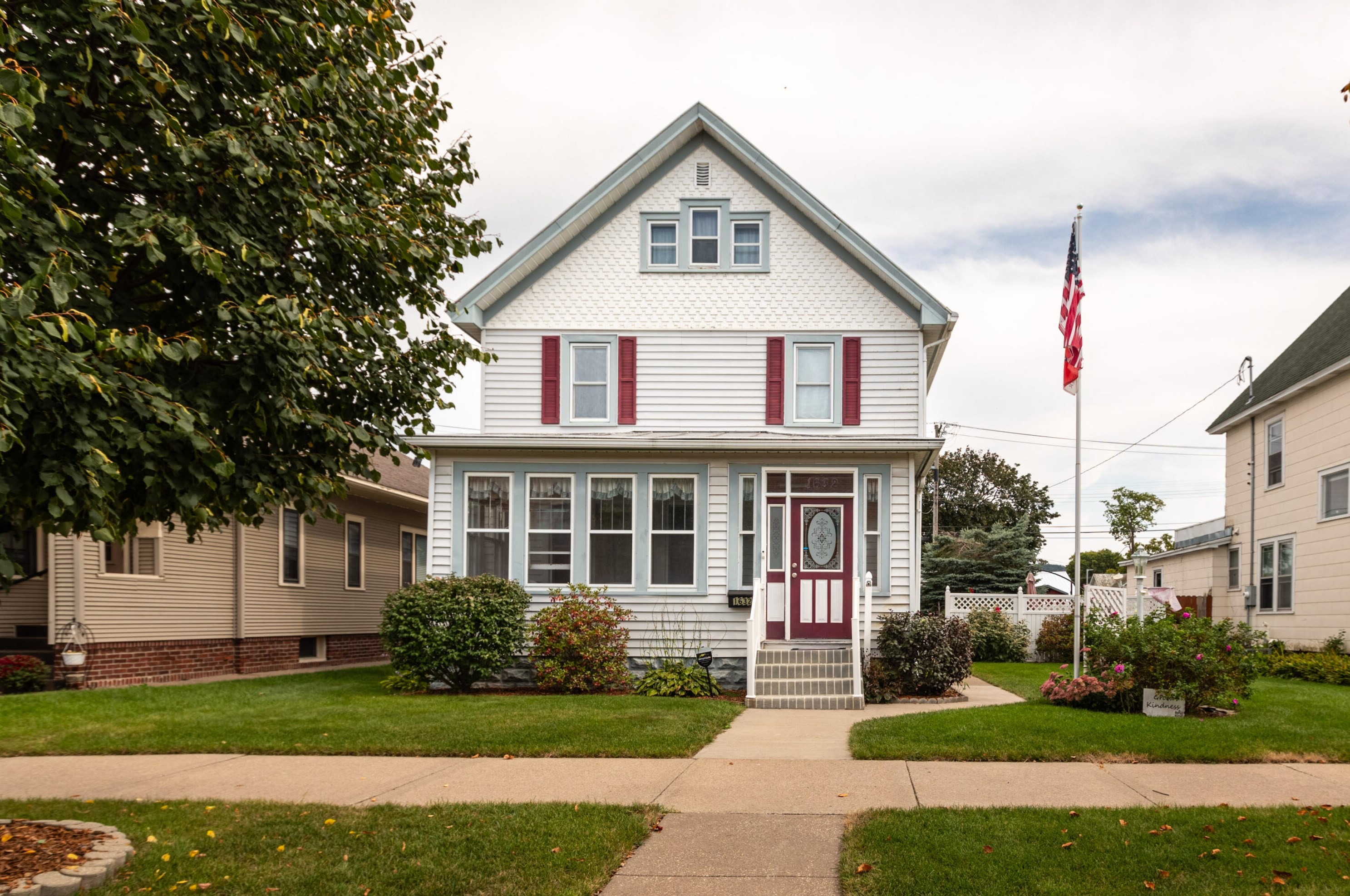 1632 Kane St, La Crosse WI 54603-2023 exterior