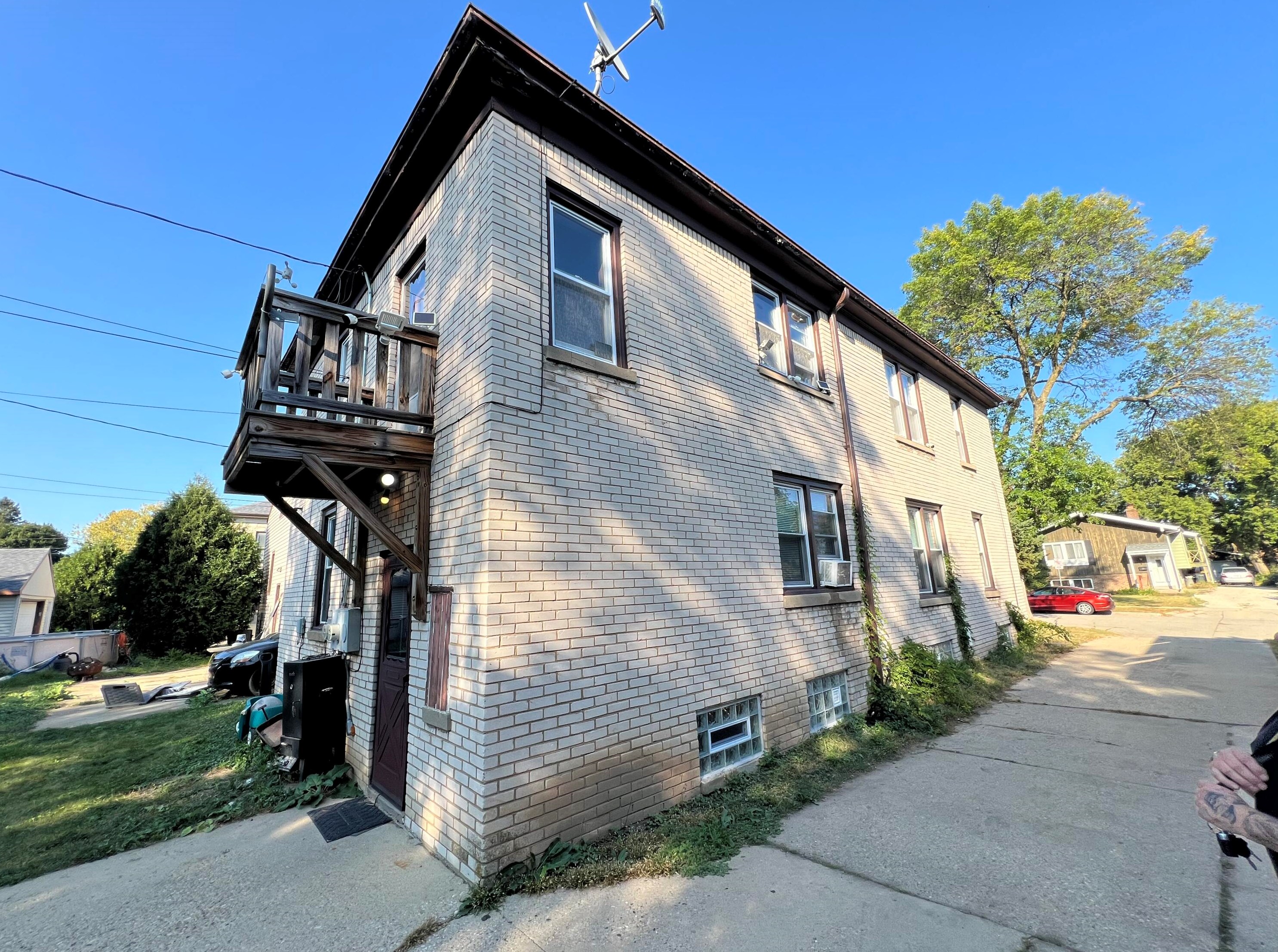 831 S 87th St #831a, Milwaukee, WI 53214