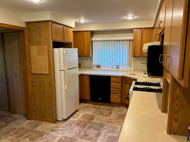 4727 12 St, Sheboygan WI 53081-8003 exterior